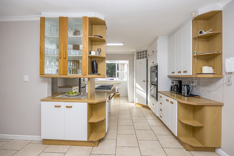 4 Bedroom Property for Sale in Amanda Glen Western Cape